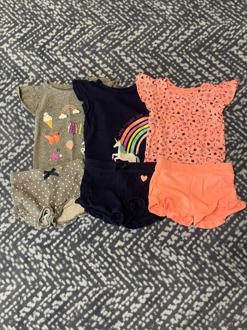 Carters Outfit Bundle